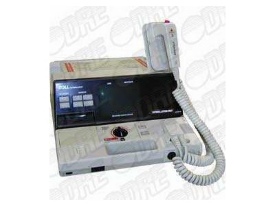 Zoll P-900 Defibrillator