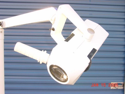 Coolspot II Surgical lamp w/floor stand