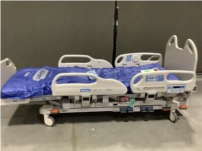 Hill-Rom P1900 Hospital bed