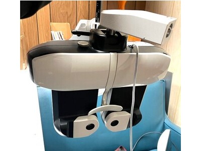 2022 Essilor Vision R-700 Refraction