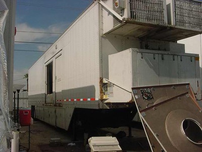 Ellis & Watts Empty Trailer