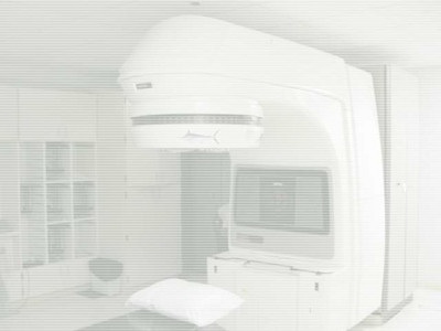 Varian 2100CD Linear Accelerator