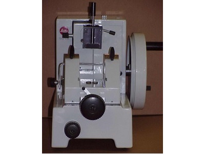 Leitz 1512 Microtome
