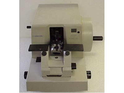 Shandon AS325 Microtome