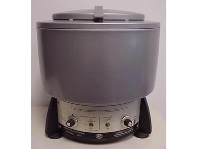 IEC HN Centrifuge