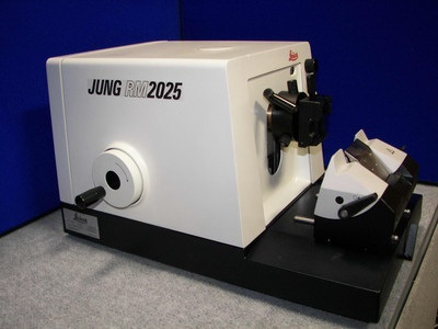 Leica 2025 Microtome